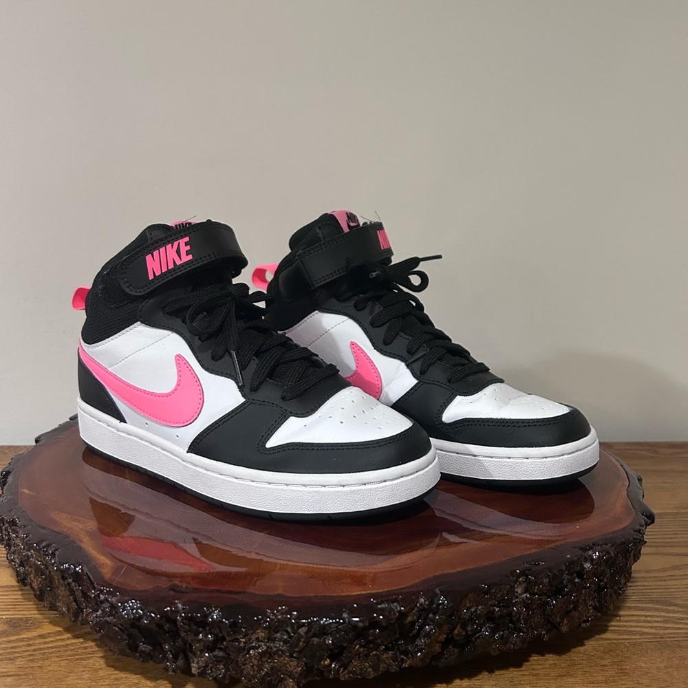 Nike Black and Pink High-Tops
